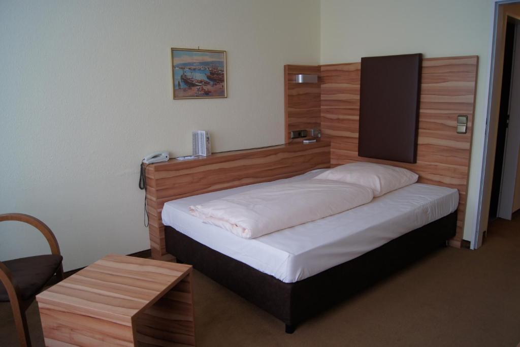 Hotel Bayerischer Hof Prien am Chiemsee Room photo
