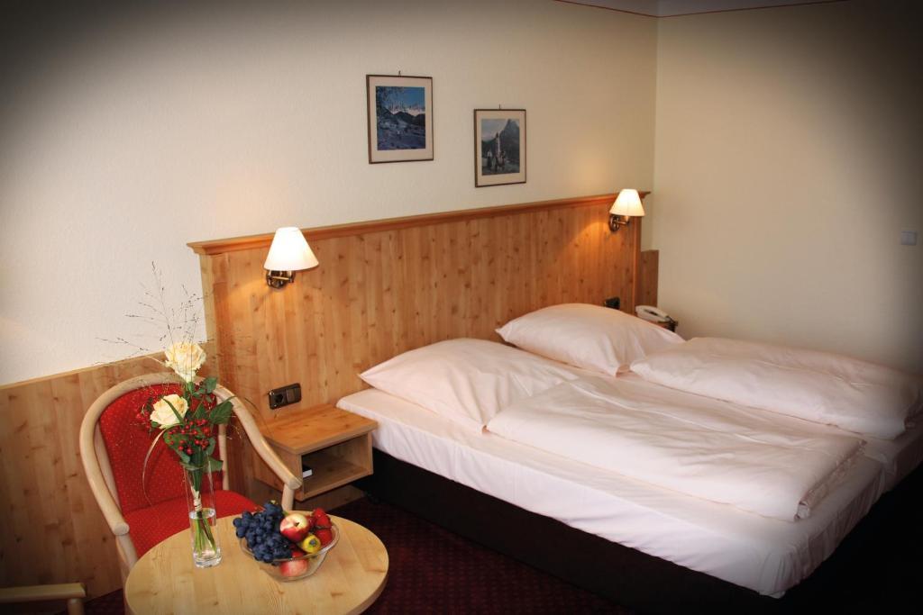 Hotel Bayerischer Hof Prien am Chiemsee Room photo